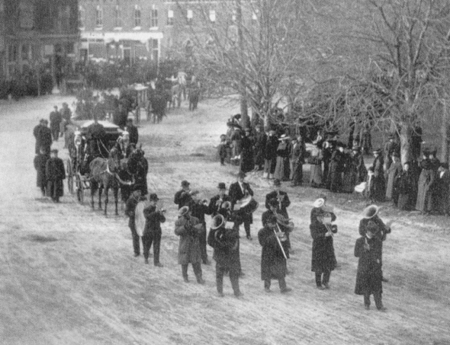780px-funeral_procession_goderich_ontario_1913