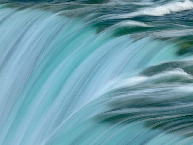 Close-Up of Niagara Falls